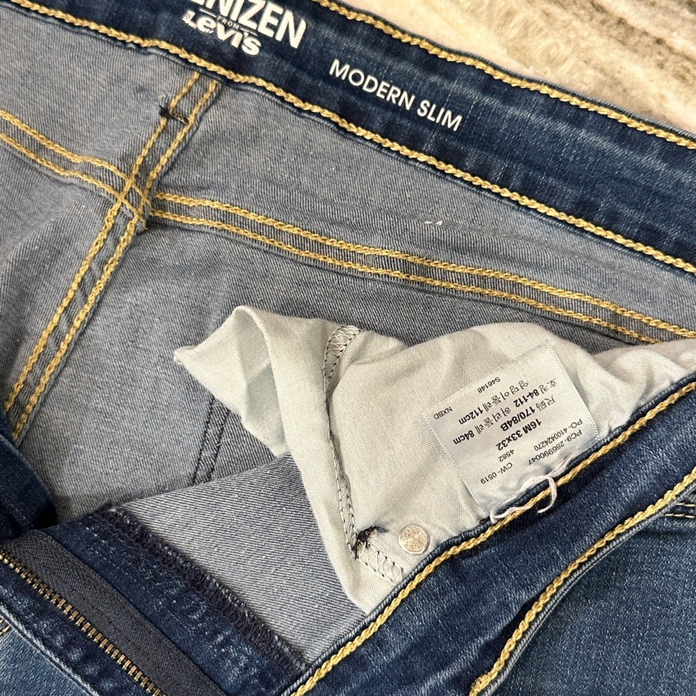 Denizen Jeans - Picture 3 of 3
